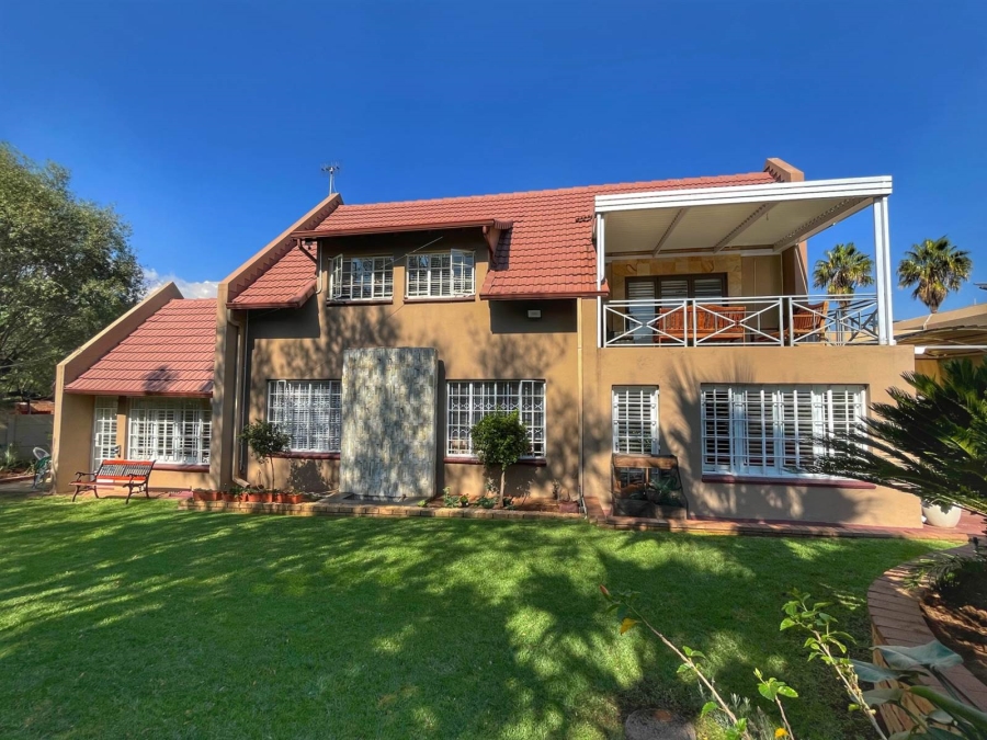 2 Bedroom Property for Sale in Glenvista Gauteng