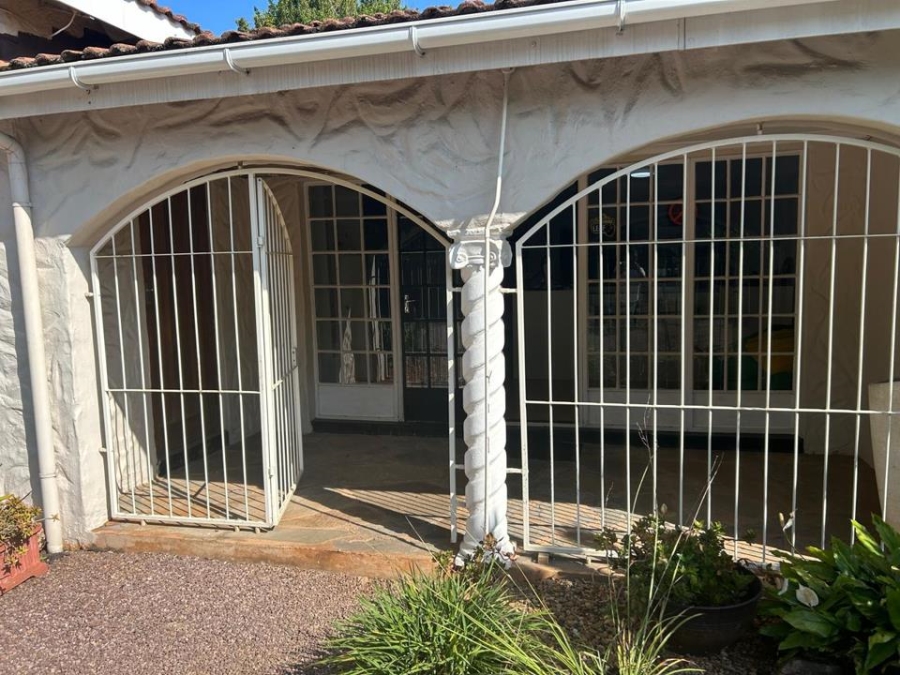 To Let 1 Bedroom Property for Rent in Waterfall Gauteng