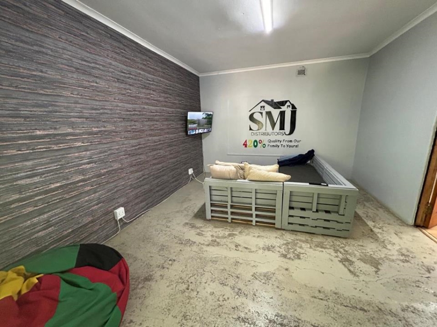 To Let 1 Bedroom Property for Rent in Waterfall Gauteng