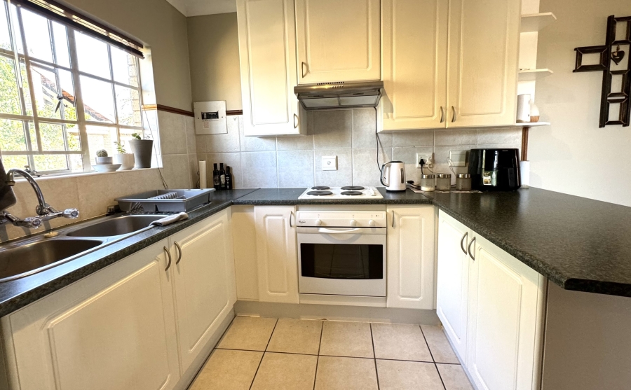 2 Bedroom Property for Sale in Moreleta Park Gauteng