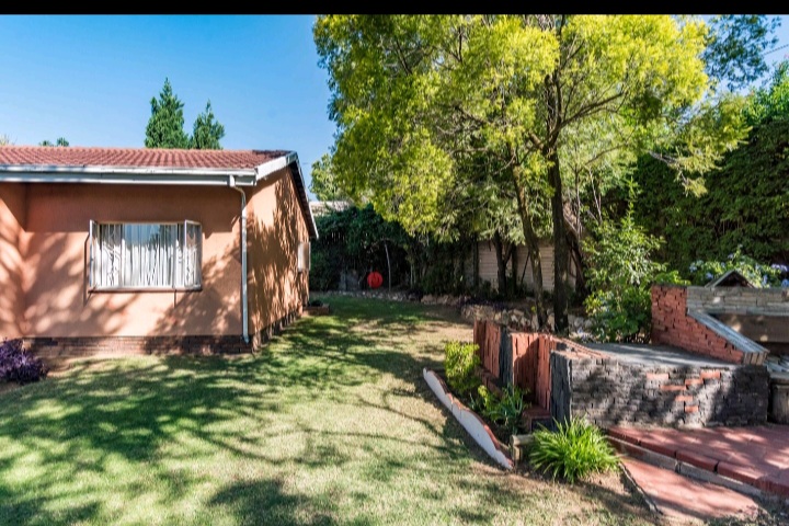 4 Bedroom Property for Sale in Johannesburg North Gauteng