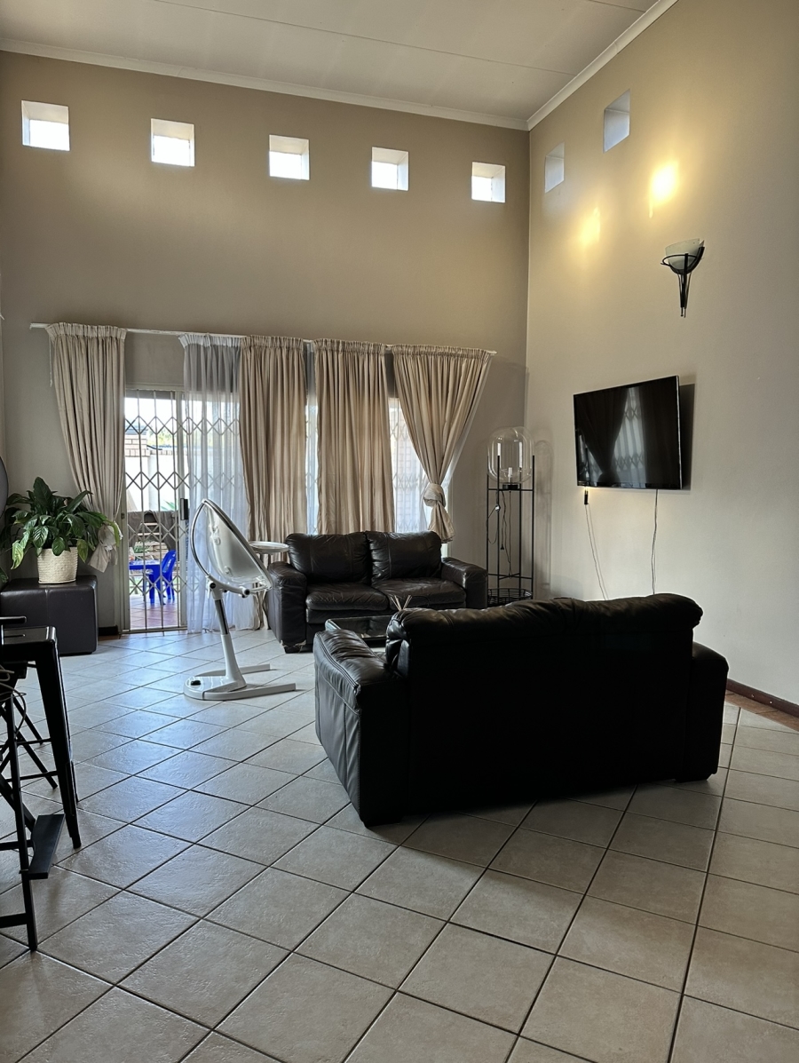 To Let 3 Bedroom Property for Rent in Moreleta Park Gauteng