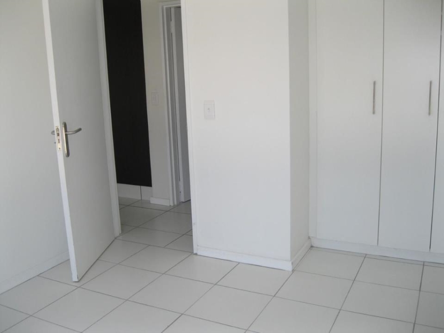 To Let 1 Bedroom Property for Rent in Fourways Gauteng