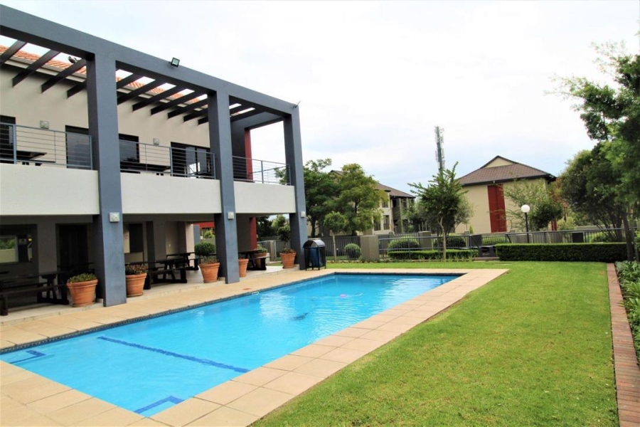 1 Bedroom Property for Sale in Lonehill Gauteng