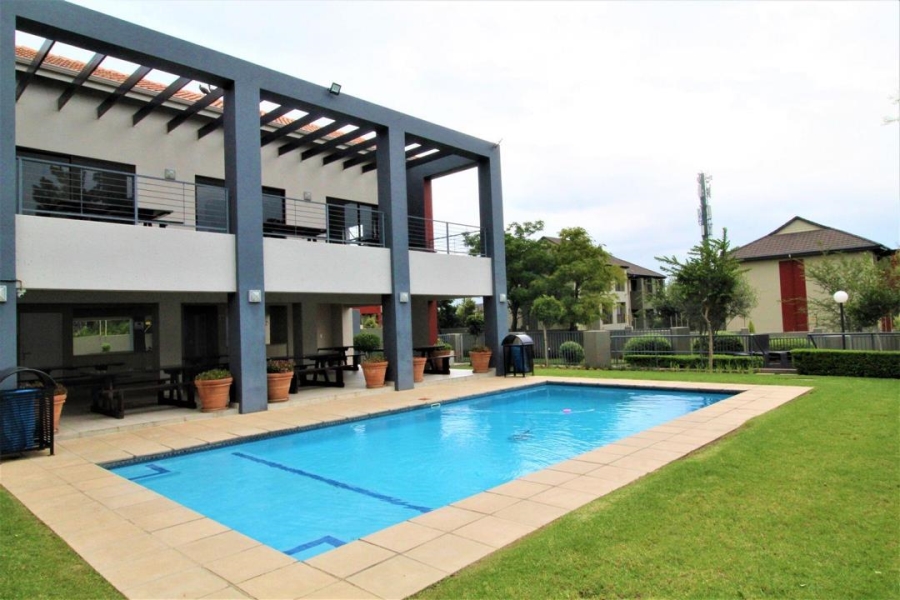 1 Bedroom Property for Sale in Lonehill Gauteng