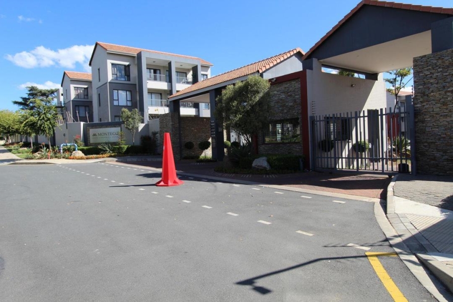 1 Bedroom Property for Sale in Lonehill Gauteng