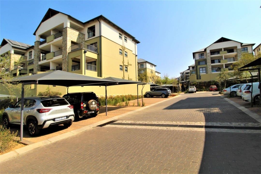 To Let 1 Bedroom Property for Rent in Waterfall Gauteng