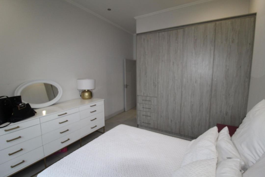 To Let 2 Bedroom Property for Rent in Broadacres Gauteng