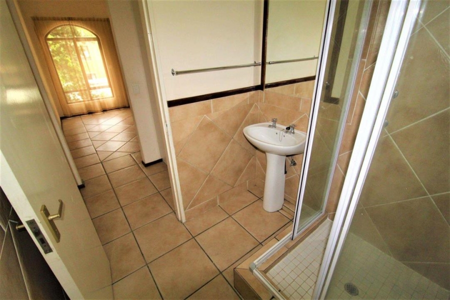 To Let 0 Bedroom Property for Rent in Lonehill Gauteng