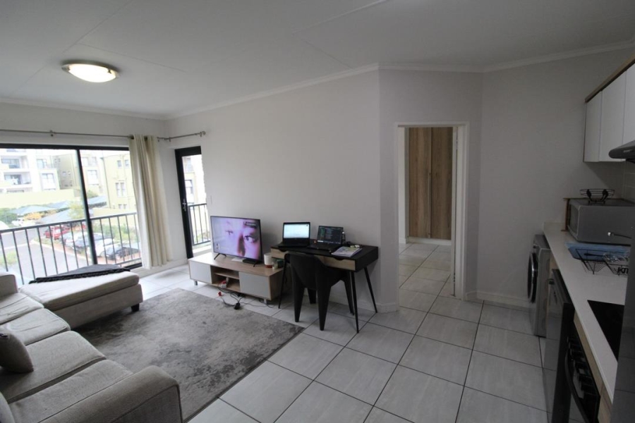 To Let 1 Bedroom Property for Rent in Waterfall Gauteng