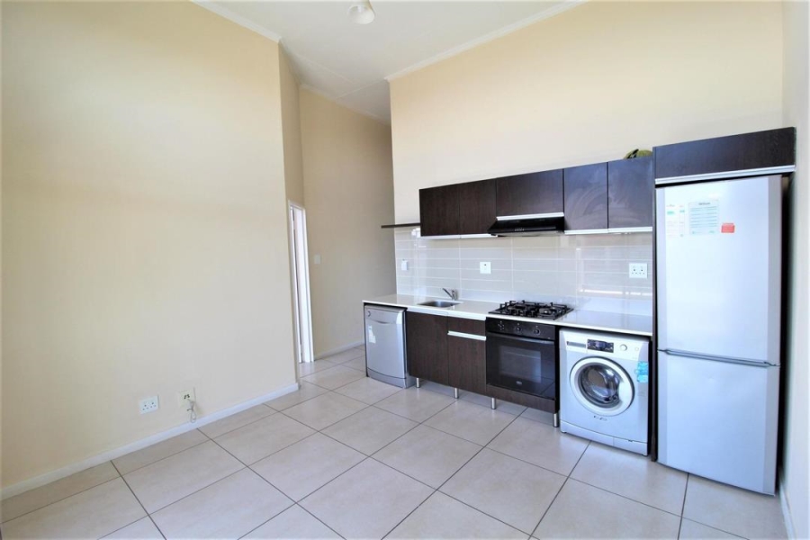 To Let 1 Bedroom Property for Rent in Fourways Gauteng