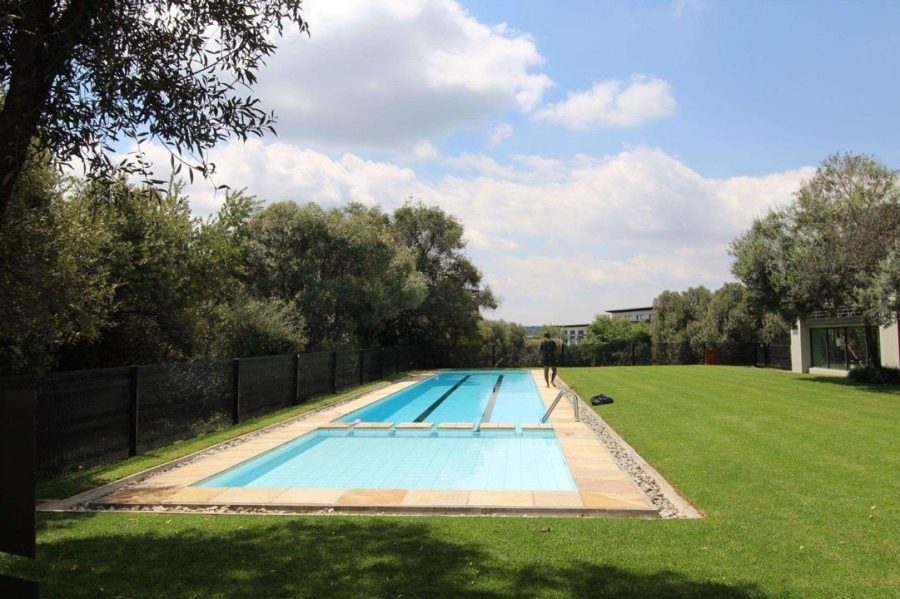 To Let 1 Bedroom Property for Rent in Fourways Gauteng