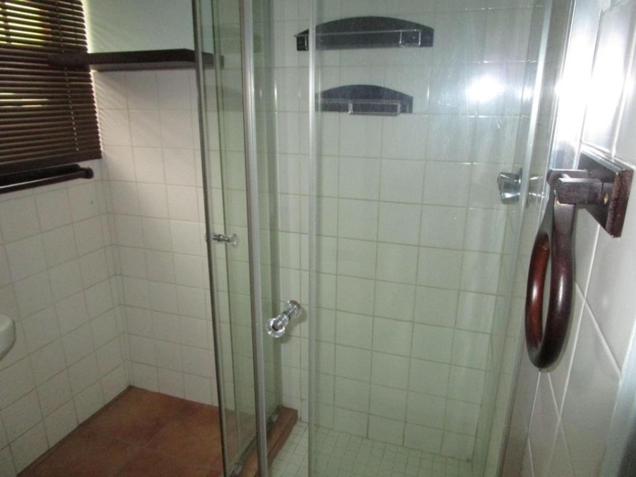 2 Bedroom Property for Sale in Weltevredenpark Gauteng