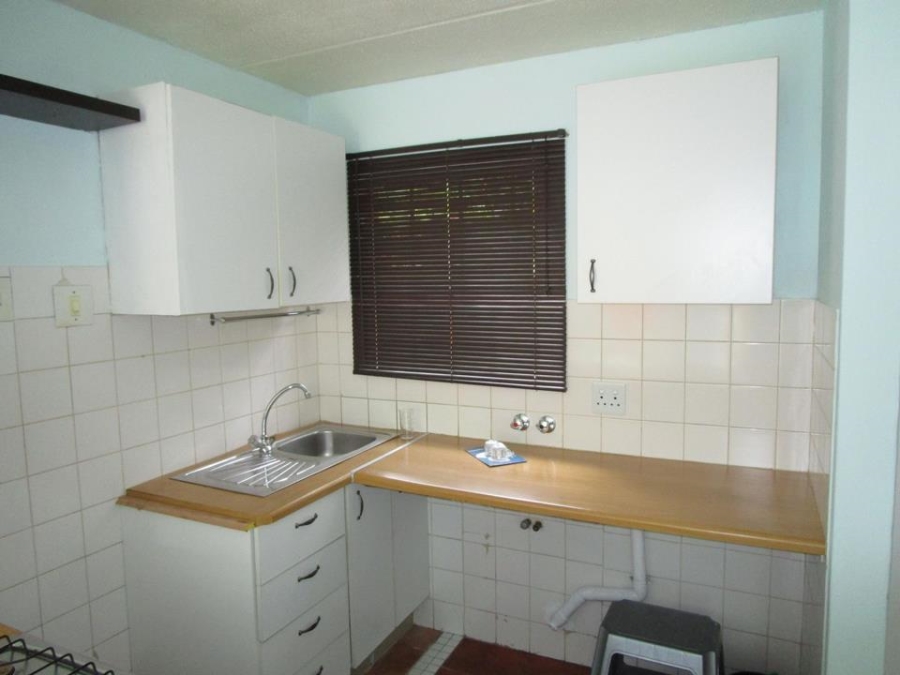 2 Bedroom Property for Sale in Weltevredenpark Gauteng