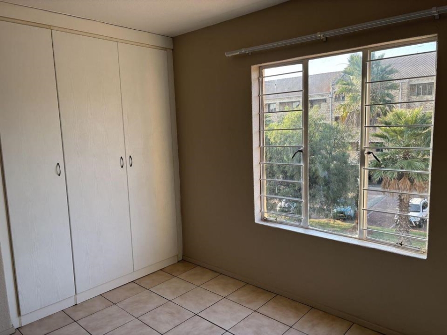 2 Bedroom Property for Sale in Wilro Park Gauteng