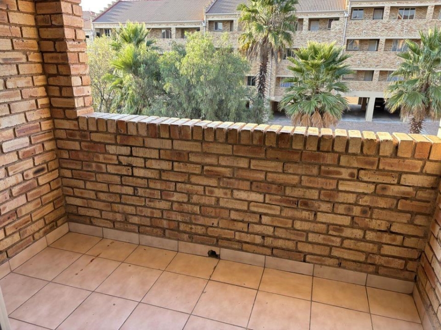 2 Bedroom Property for Sale in Wilro Park Gauteng