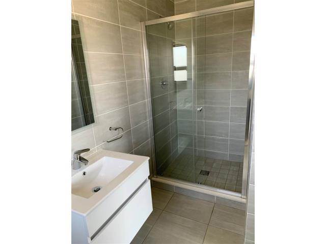 To Let 1 Bedroom Property for Rent in Waterfall Gauteng