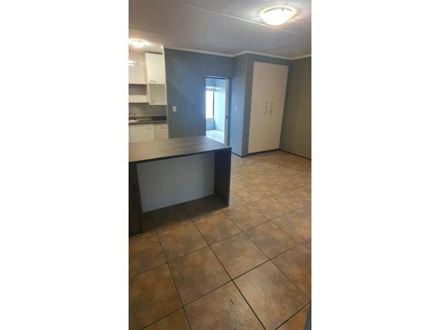 To Let 1 Bedroom Property for Rent in Morning Hill Gauteng