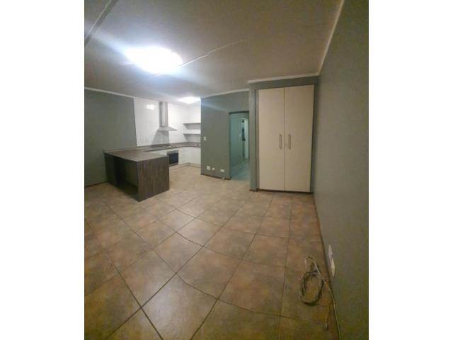 To Let 1 Bedroom Property for Rent in Morning Hill Gauteng