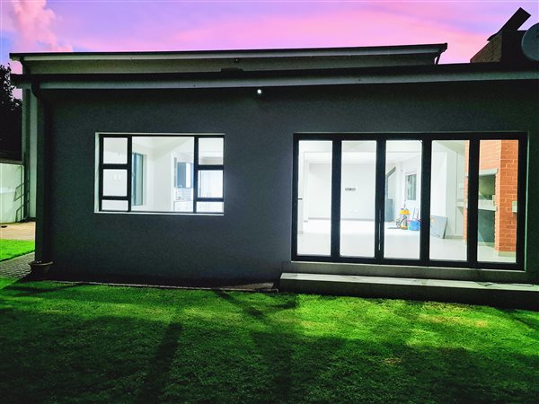 4 Bedroom Property for Sale in Linden Gauteng