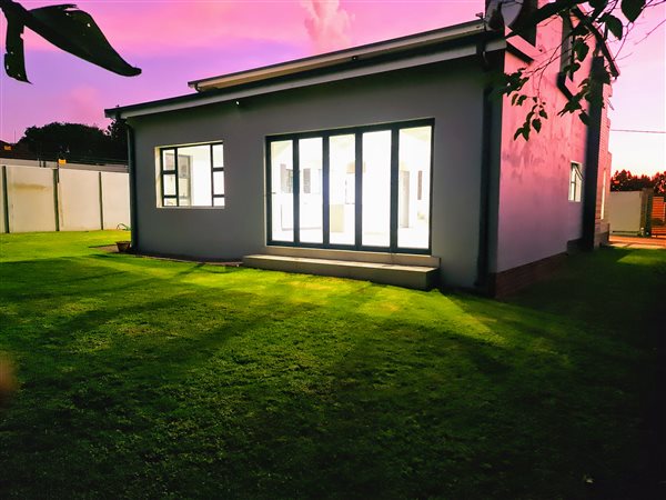 4 Bedroom Property for Sale in Linden Gauteng