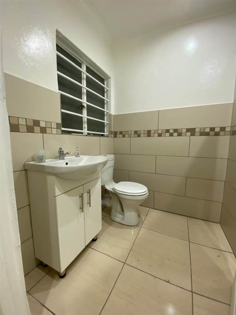 To Let 4 Bedroom Property for Rent in Eden Glen Gauteng