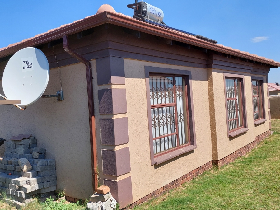 2 Bedroom Property for Sale in Parkdene Gauteng