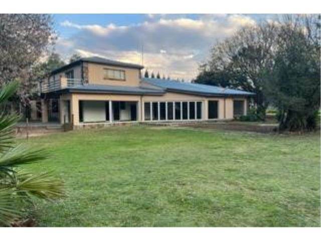 To Let 4 Bedroom Property for Rent in Bredell Gauteng