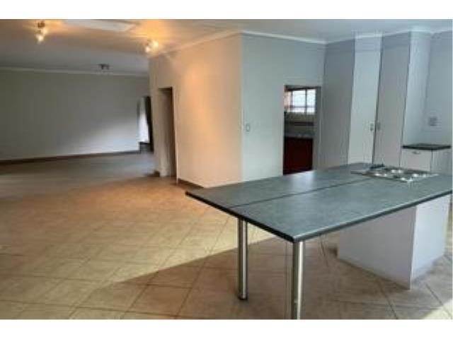 To Let 4 Bedroom Property for Rent in Bredell Gauteng