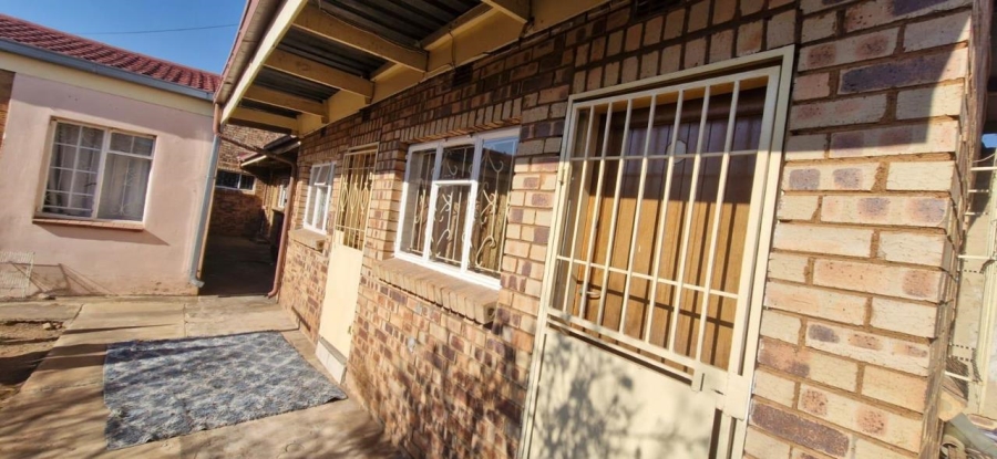 3 Bedroom Property for Sale in Lenasia Gauteng