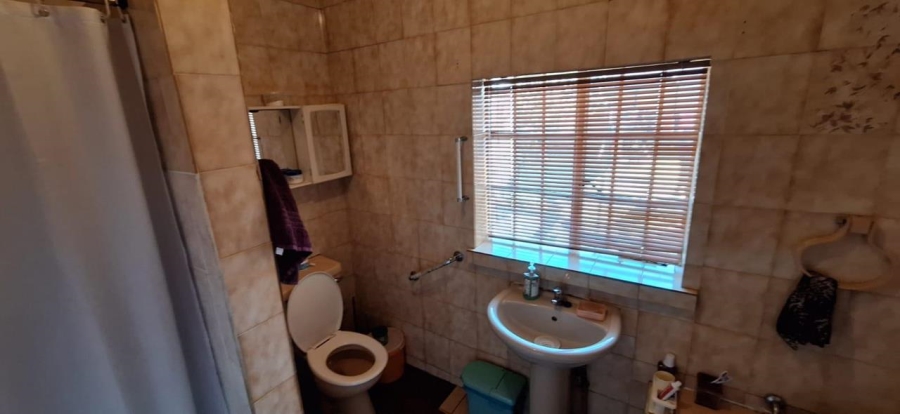 4 Bedroom Property for Sale in Crosby Gauteng