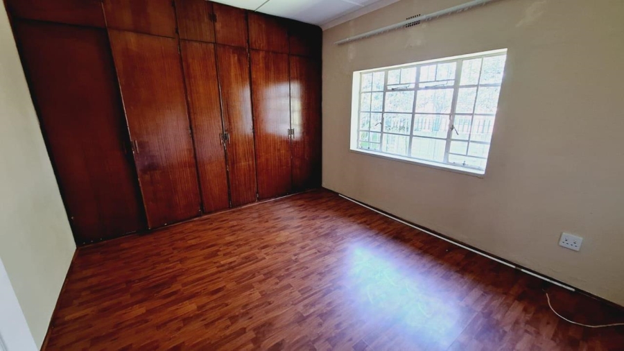 6 Bedroom Property for Sale in Crosby Gauteng