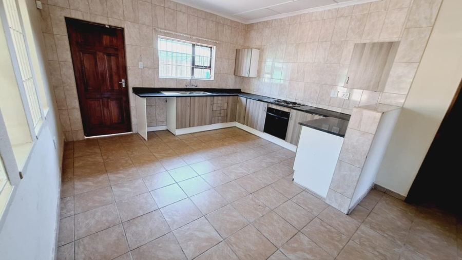 6 Bedroom Property for Sale in Crosby Gauteng