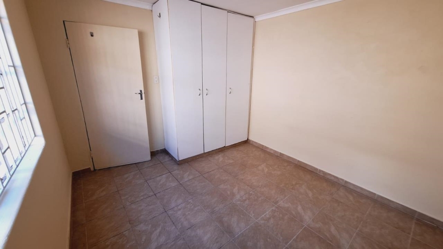 6 Bedroom Property for Sale in Crosby Gauteng