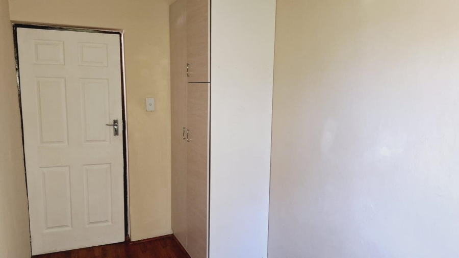 6 Bedroom Property for Sale in Crosby Gauteng