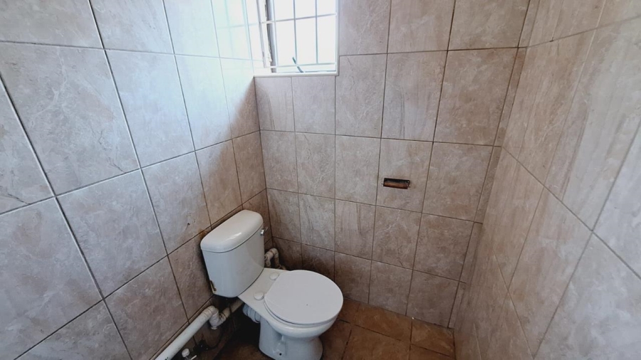 6 Bedroom Property for Sale in Crosby Gauteng