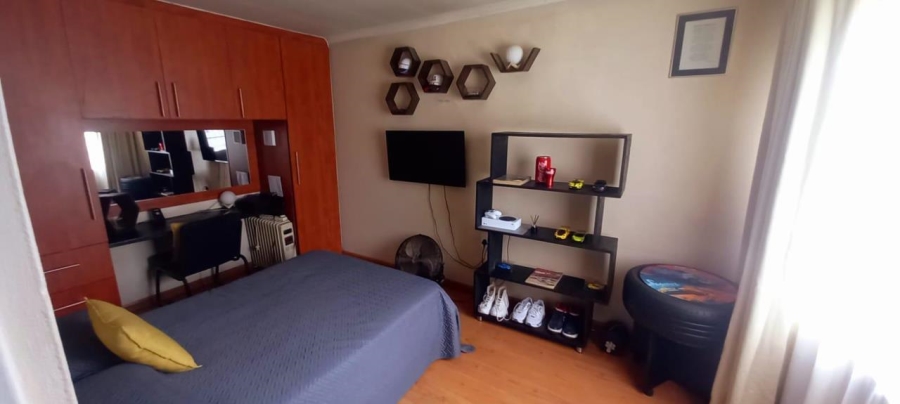 3 Bedroom Property for Sale in Lenasia Gauteng