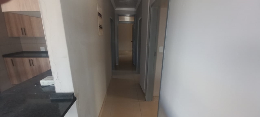 3 Bedroom Property for Sale in Lenasia Gauteng