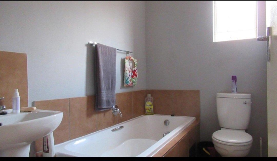 3 Bedroom Property for Sale in Sky City Gauteng