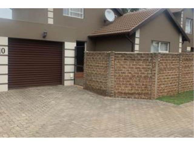 To Let 3 Bedroom Property for Rent in Pomona Gauteng