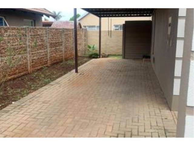 To Let 3 Bedroom Property for Rent in Pomona Gauteng