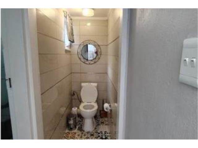 To Let 2 Bedroom Property for Rent in Bonaero Park Gauteng