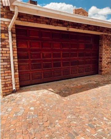 3 Bedroom Property for Sale in Denlee Gauteng