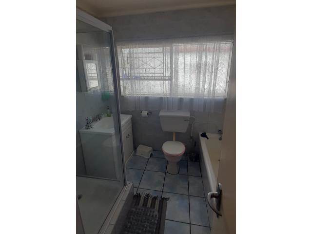 To Let 4 Bedroom Property for Rent in Eden Glen Gauteng