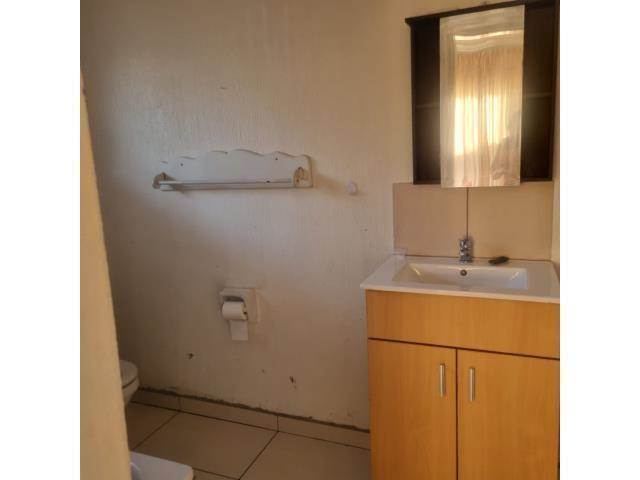 To Let 2 Bedroom Property for Rent in Eden Glen Gauteng