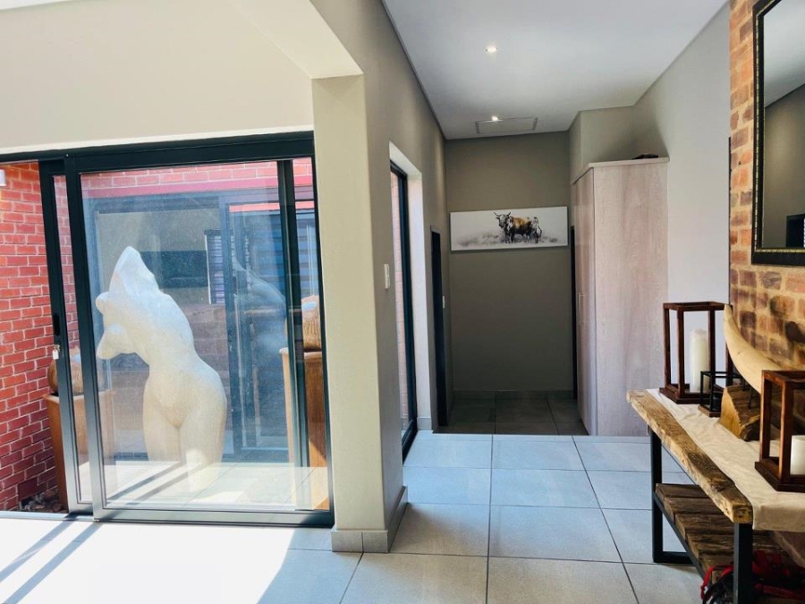 5 Bedroom Property for Sale in The Hills Game Reserve Estate Gauteng