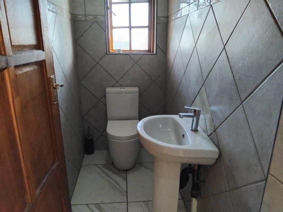 3 Bedroom Property for Sale in Grootfontein Country Estate Gauteng