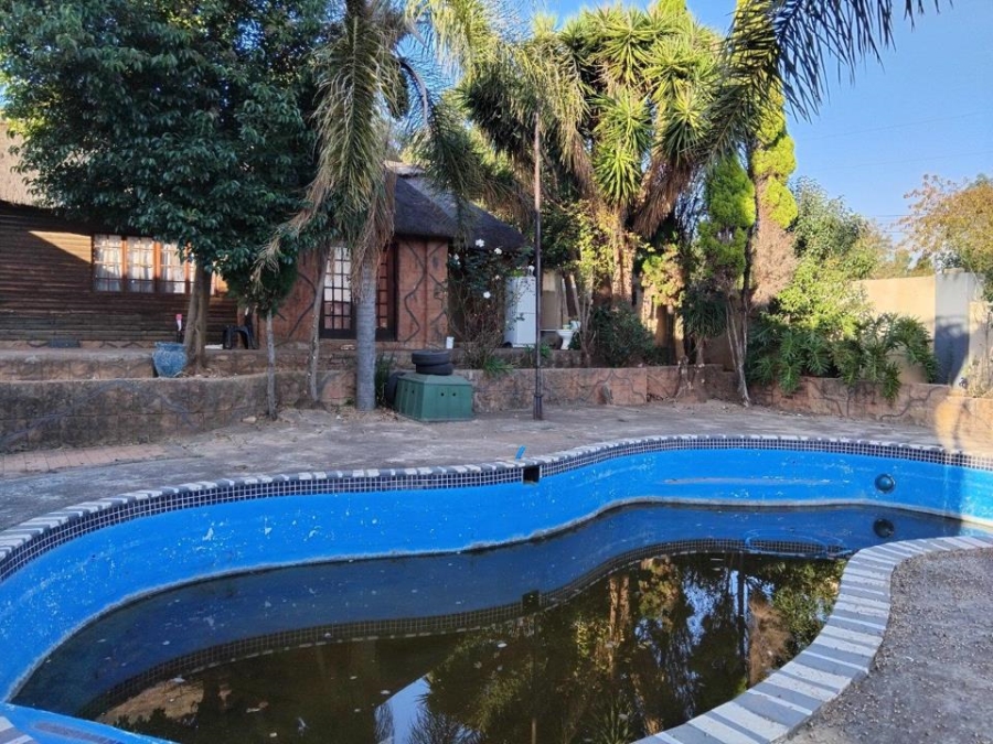 3 Bedroom Property for Sale in Grootfontein Country Estate Gauteng