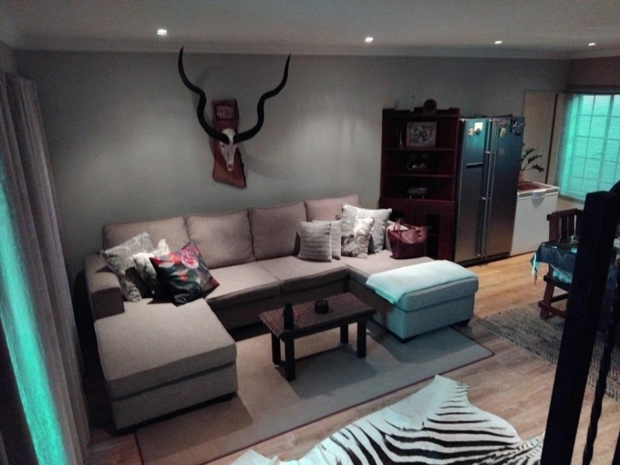 2 Bedroom Property for Sale in Annlin Gauteng