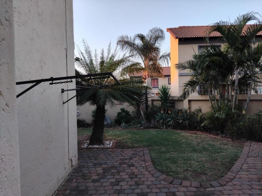 2 Bedroom Property for Sale in Annlin Gauteng